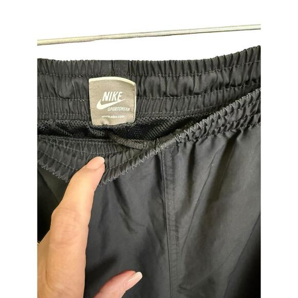 Nike Men's Sweatpants Black Pockets Elastic Waistband and Zipper Legs Large - Picture 3 of 11